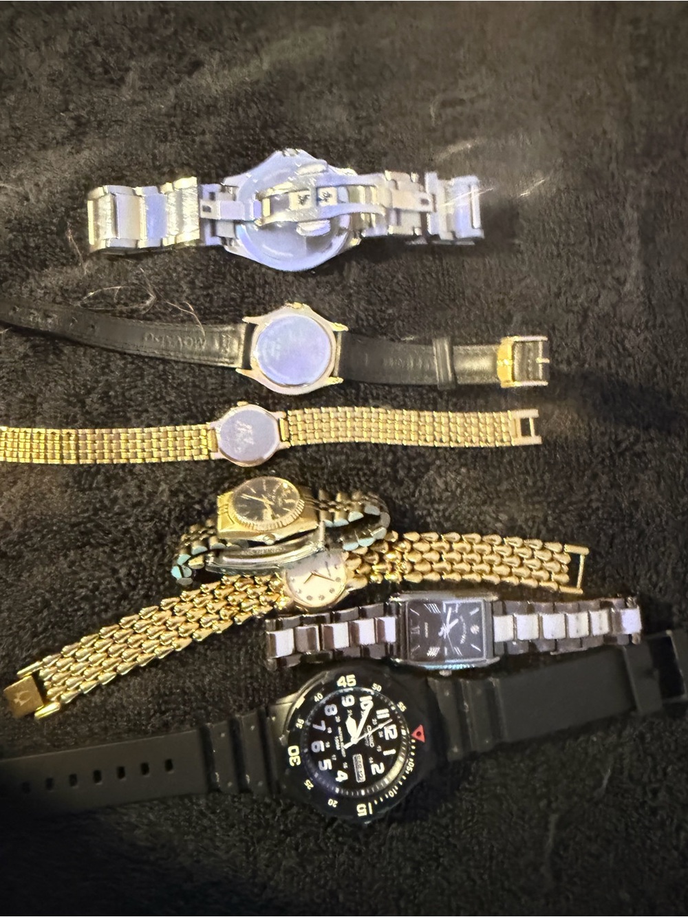 Mixed Men's Watch Collection - Black and Gold Styles - Picture 7 of 11